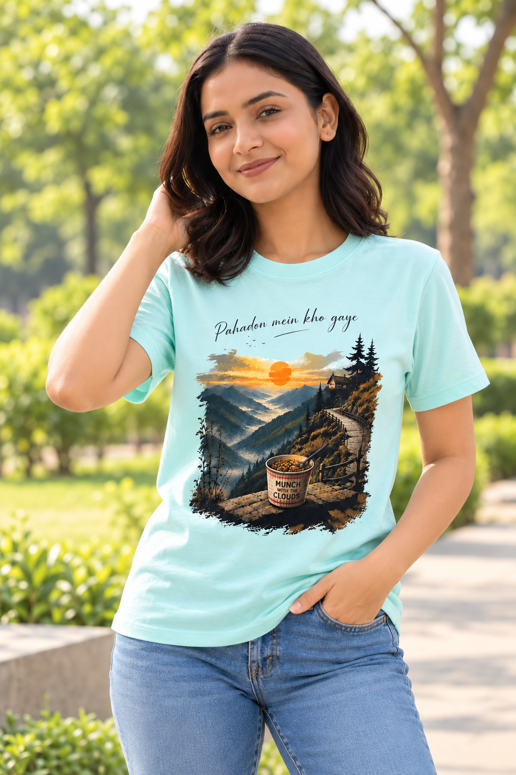 Pahadon Mein regular t-shirt Aqua - model (girl)